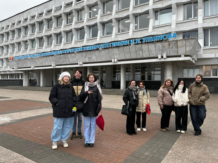 Выставка "Адаптационно-компенсаторные механизмы организма человека и животных".